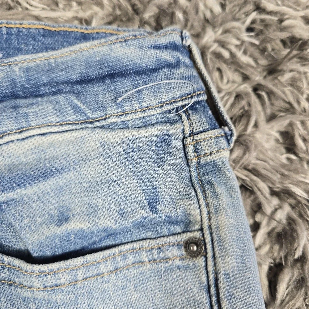 Old Navy Jeans Boys 14 Slim Light Wash Built-In Distressed Adjustable Waist